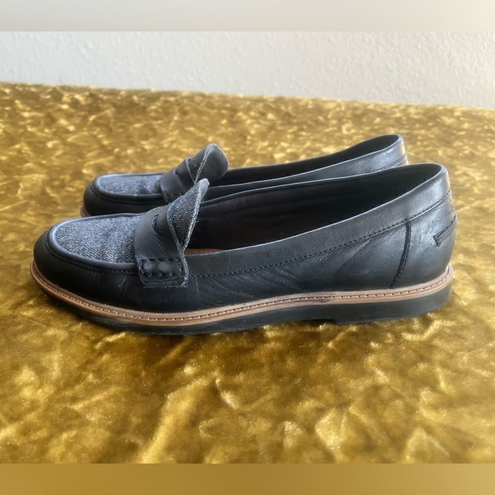CLARKS Collection Soft Cushion Black Leather Loafers Slip-on Shoes Flats 6.5M